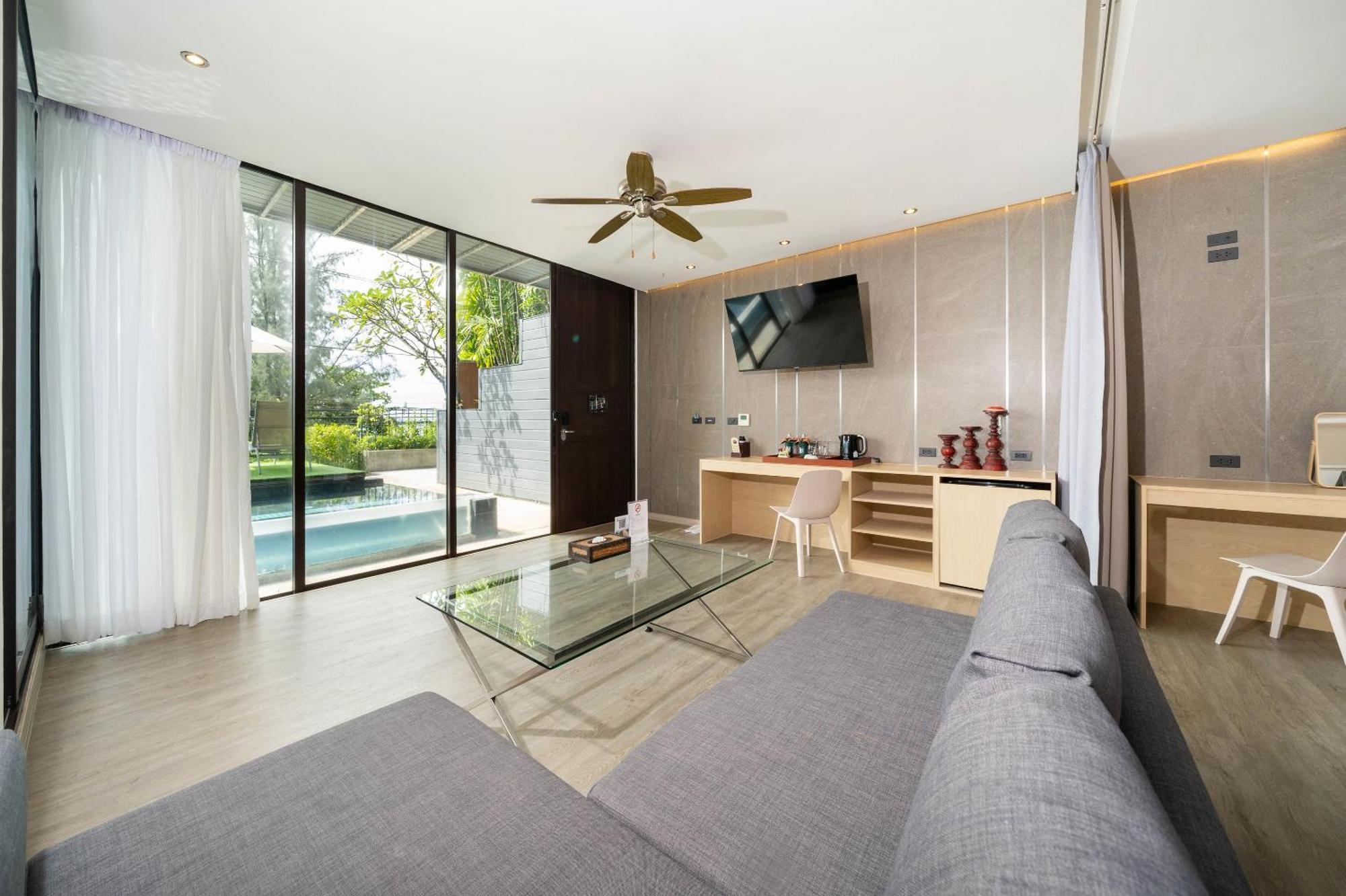Indochine Resort And Villas - Sha Extra Plus Patong Εξωτερικό φωτογραφία A room at the hotel