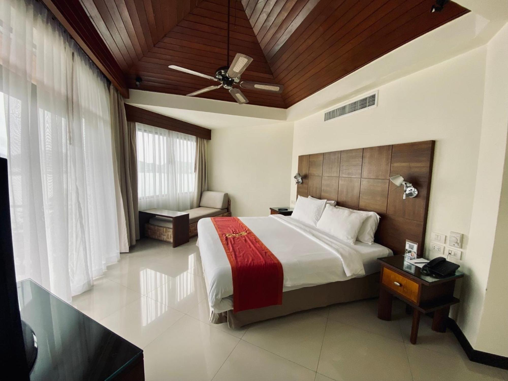 Indochine Resort And Villas - Sha Extra Plus Patong Εξωτερικό φωτογραφία A bedroom at the Taj Bengal
