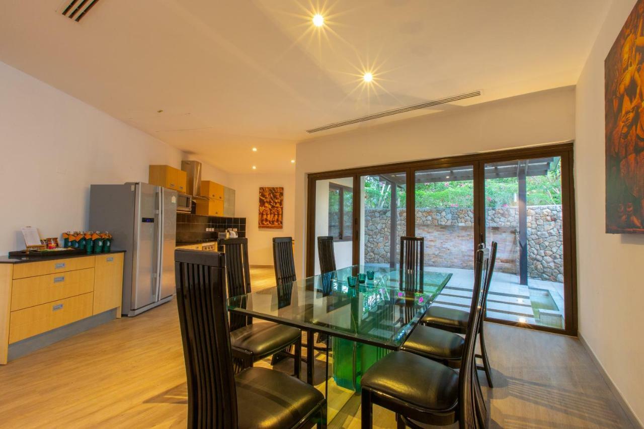 Indochine Resort And Villas - Sha Extra Plus Patong Εξωτερικό φωτογραφία A dining room in a villa